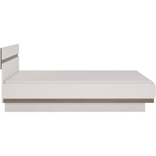 Load image into Gallery viewer, Linear Trendy Bed