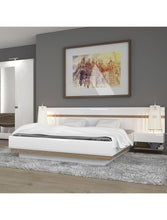 Load image into Gallery viewer, Linear Trendy Bed