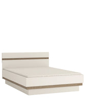 Load image into Gallery viewer, Linear Trendy Bed