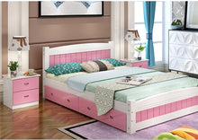 Load image into Gallery viewer, Straight-up Isabella Bed - Classic Designs