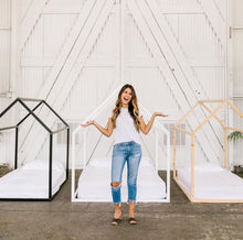 Load image into Gallery viewer, Floor House Bed - Classic Designs