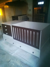 Load image into Gallery viewer, 5in1 convertible cot (Basic) - Classic Designs