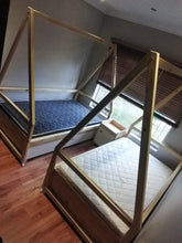 Load image into Gallery viewer, Classic Tipee bed - Classic Designs