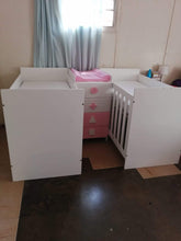 Load image into Gallery viewer, Convertible twin cots - Classic Designs