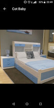 Load image into Gallery viewer, Isabella Solid Platform Bed - Classic Designs