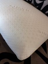 Load image into Gallery viewer, Natural Latex Pillow