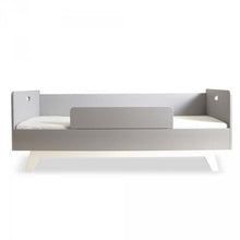 Load image into Gallery viewer, Gresham bespoke bed - Classic Designs