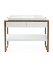 Load image into Gallery viewer, Woody Premium Changing Table