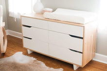 Load image into Gallery viewer, Woody Chest of Drawers - Classic Designs
