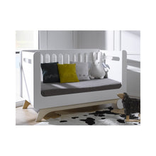 Load image into Gallery viewer, Evolution Cot - Classic Designs