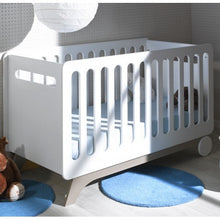 Load image into Gallery viewer, Evolution Cot - Classic Designs