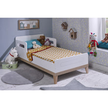 Load image into Gallery viewer, Evolution Cot - Classic Designs